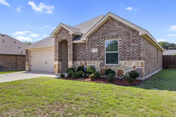1804 Pecan Valley Drive, Kaufman, TX 75142