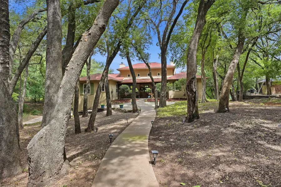 6710 Westover Drive, Granbury, TX 76049 - #2