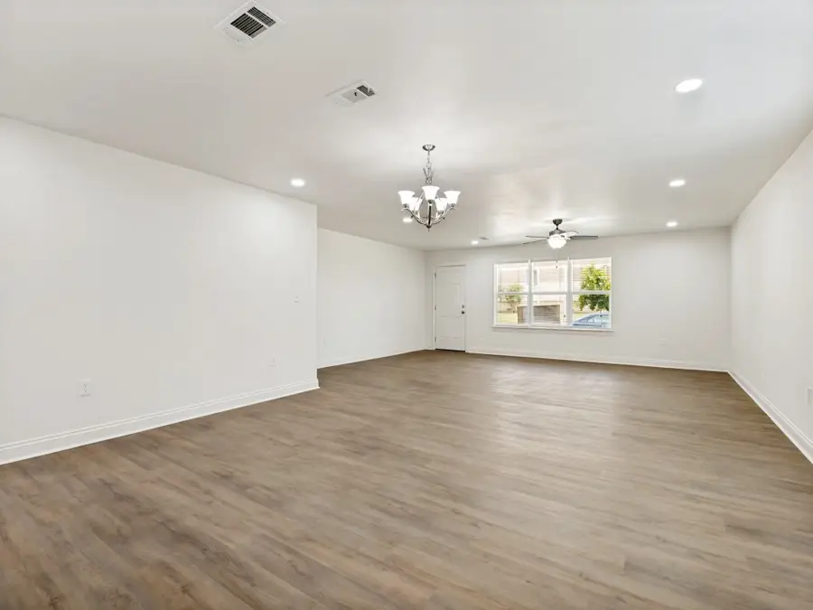3327 Garden Lane, Dallas, TX 75215 - #3