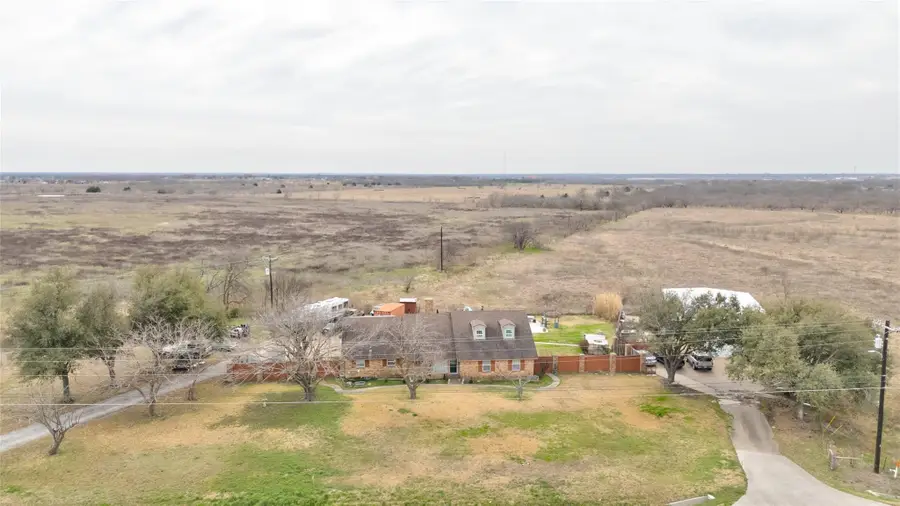 3674 E State Highway 243, Kaufman, TX 75142 - #2
