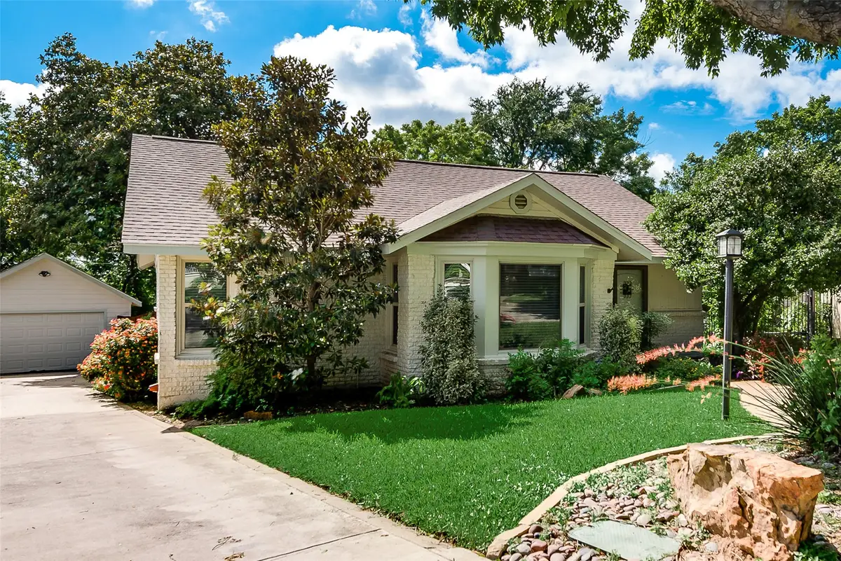 2536 Walsh Court, Fort Worth, TX 76109 - #1