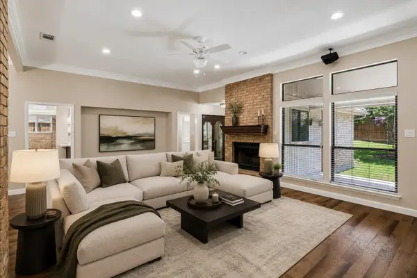 8620 Crosswind Drive, Fort Worth, TX 76179