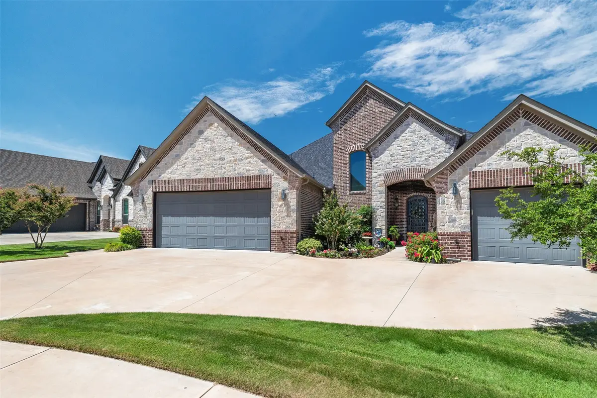 2021 Turnbury Court, Granbury, TX 76048 - #1