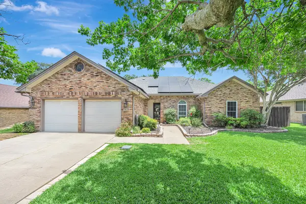 3628 Rolling Meadows Drive, Bedford, TX 76021