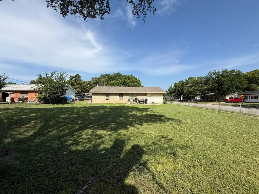 616 Stonewall Drive, Euless, TX 76039 - #2