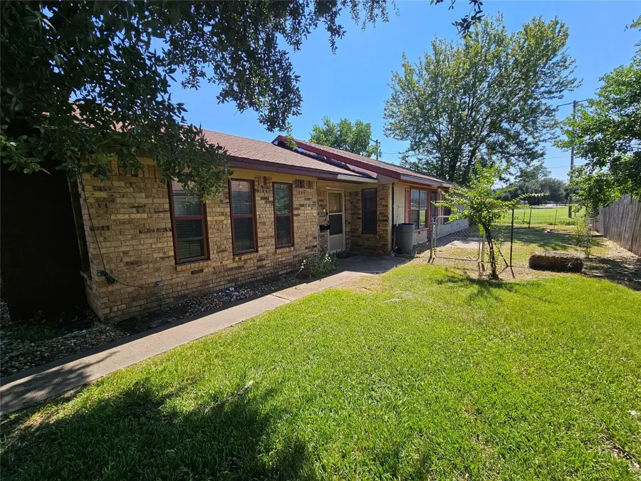 710 Cherry Drive, Groesbeck, TX 76642 - #2