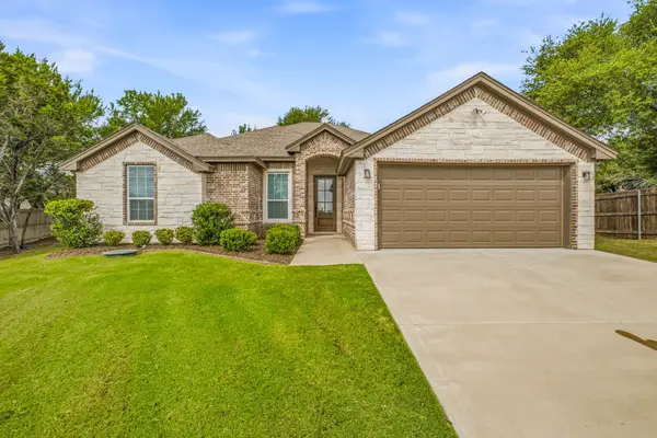 5018 San Marcos Drive, Granbury, TX 76048