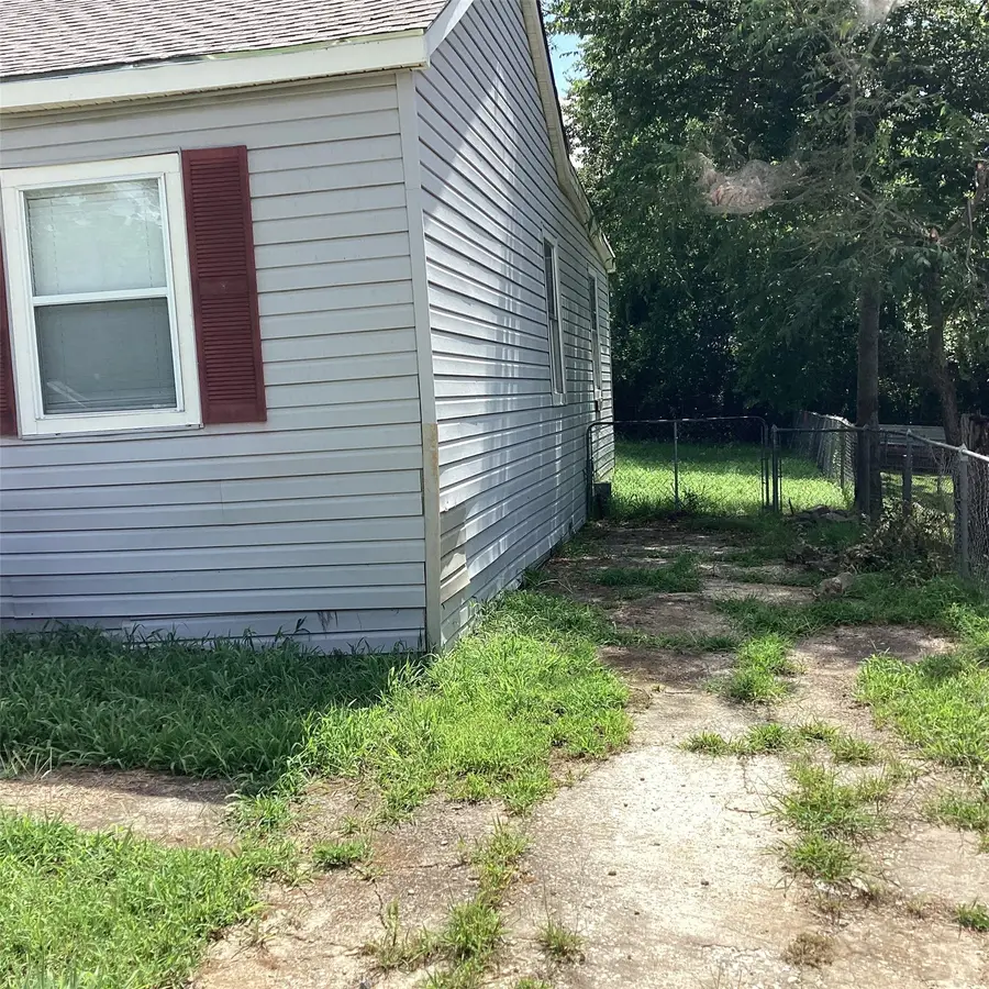1506 S Travis Street, Denison, TX 75021 - #3