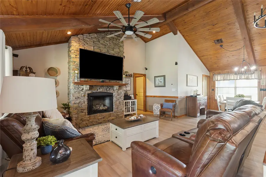 11 Cr 3103, New Boston, TX 75570 - #3