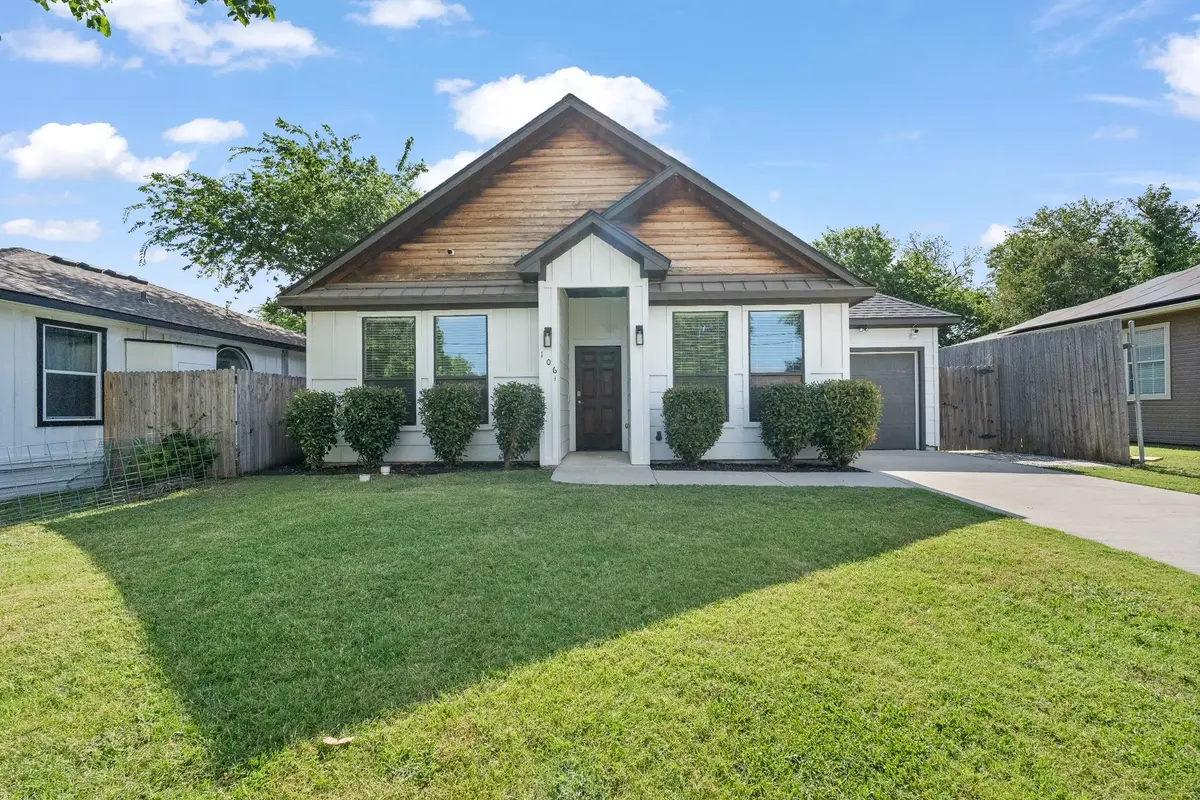 106 1/2 Cook Street, Waxahachie, TX 75165 - #1