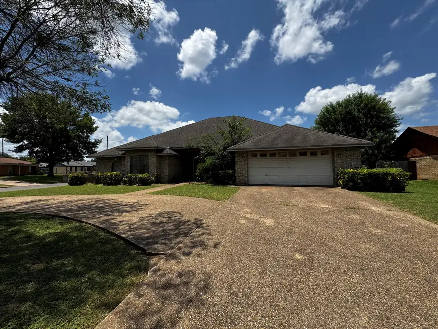 2000 Dan Rowe Street, Waco, TX 76704 - #2