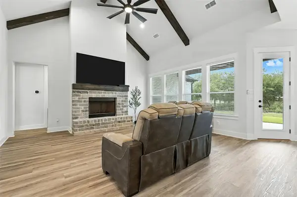 3141 Claire Drive, Midlothian, TX 76065