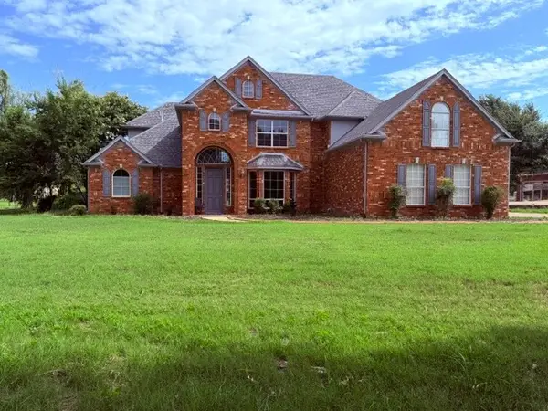 613 E Tripp Road, Sunnyvale, TX 75182