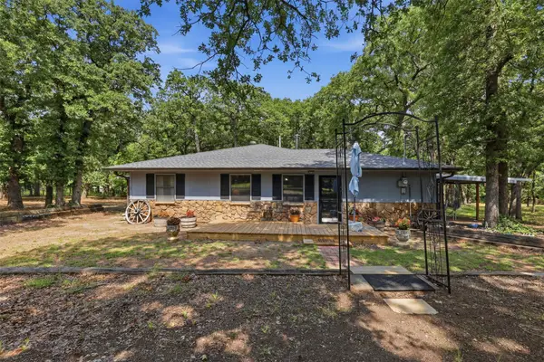 777 Wildwood Trail, Weatherford, TX 76085