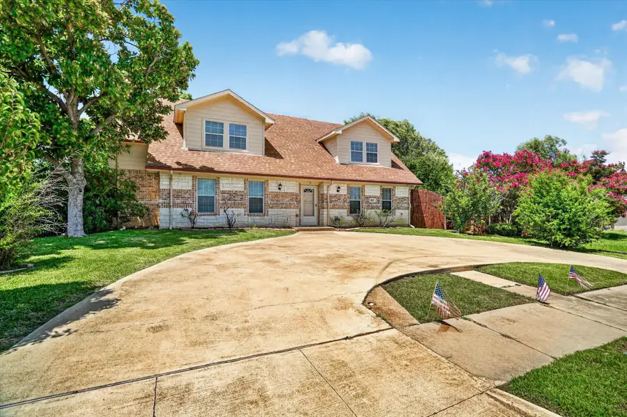 3813 N Eugene Court, Irving, TX 75062 - #2