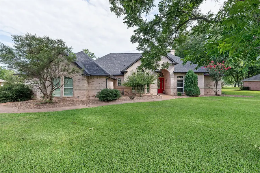 5612 Equestrian Court, Granbury, TX 76049 - #3