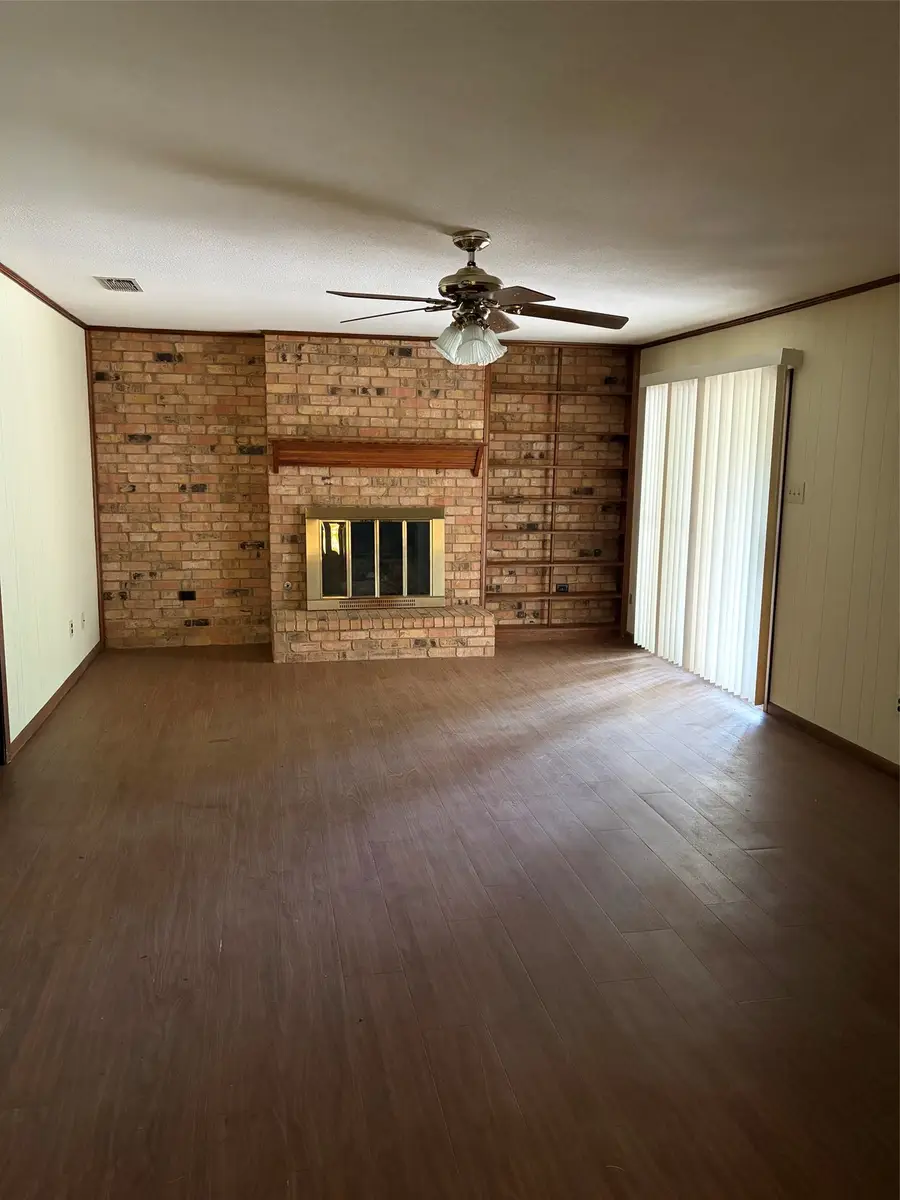 609 S Ross Avenue, Mexia, TX 76667 - #2