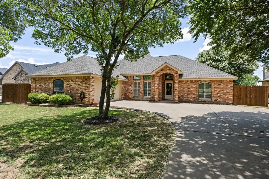 105 Casas Del Sur Street, Granbury, TX 76049 - #2