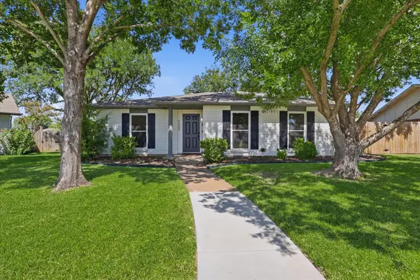 5665 Tyler Street, The Colony, TX 75056