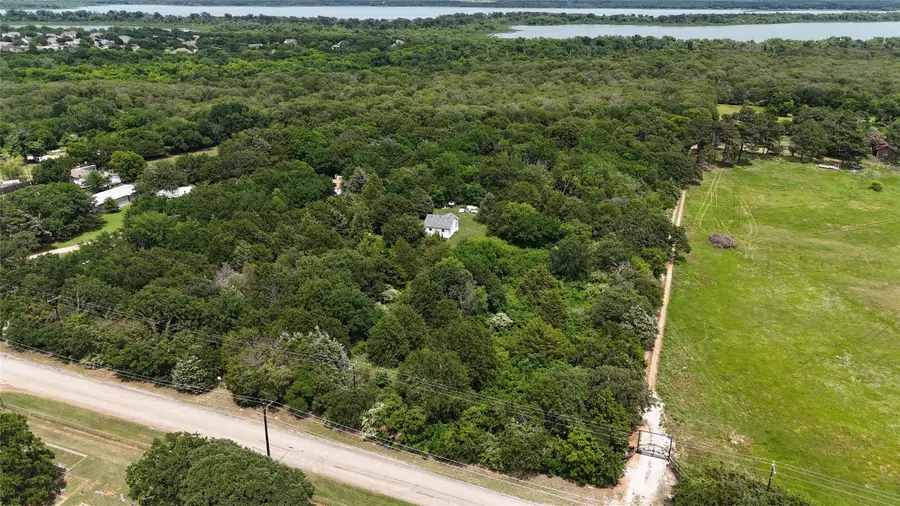 651 S Trinity Road, Denton, TX 76208 - #2