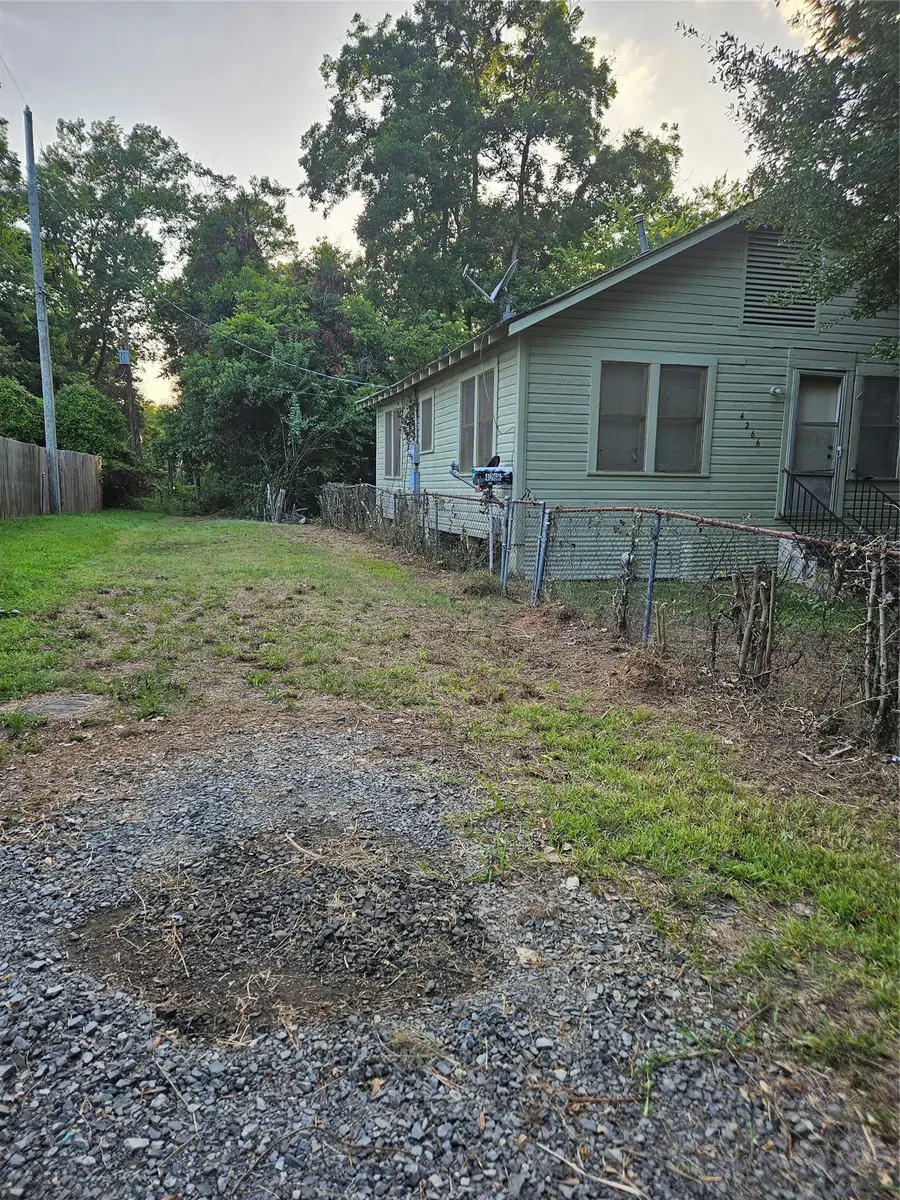4266 Saint Vincent Avenue, Shreveport, LA 71108 - #2