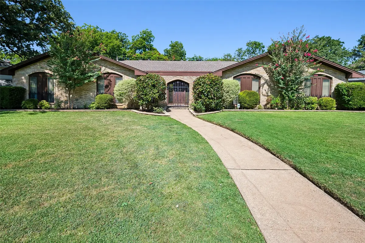 1204 Springwood Court, Euless, TX 76040 - #1