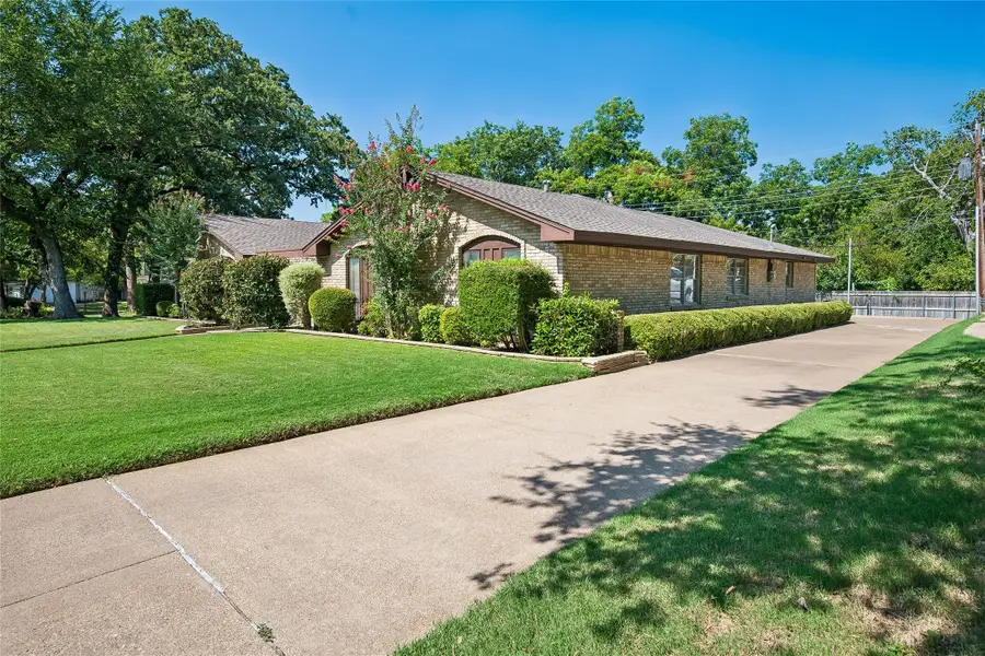 1204 Springwood Court, Euless, TX 76040 - #2