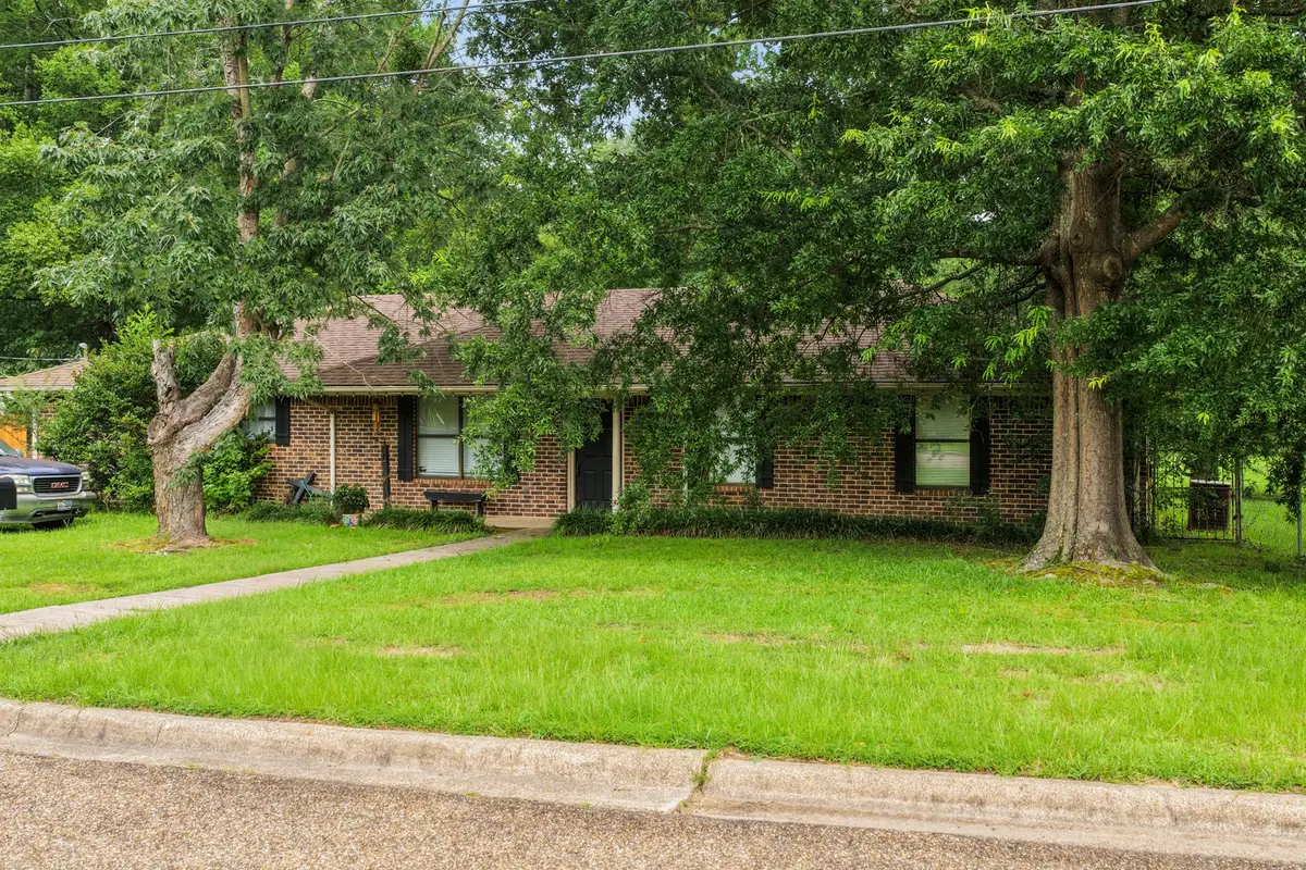 206 Carr Drive, Mount Pleasant, TX 75455 - #1