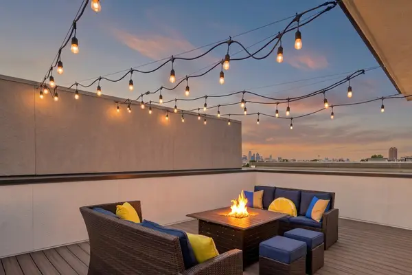 5914 Lindell Avenue #200, Dallas, TX 75206