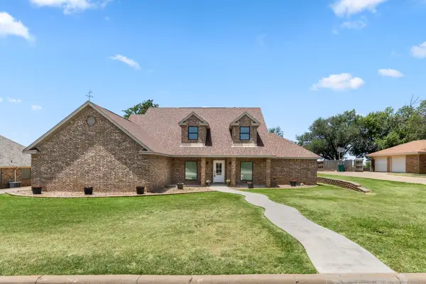 1111 S Ash, Archer City, TX 76351