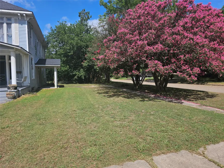 200 S Canton Street, Mexia, TX 76667 - #3