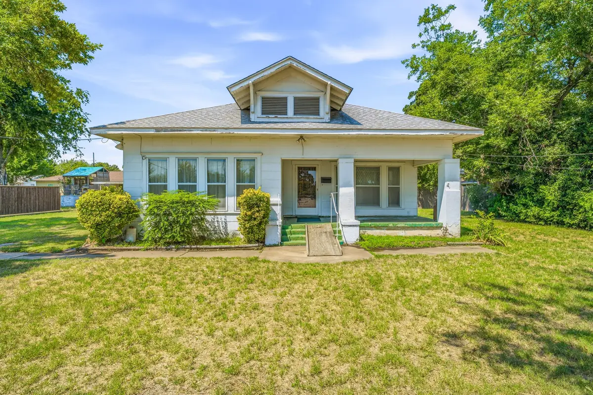 648 N Belknap Street, Stephenville, TX 76401 - #1