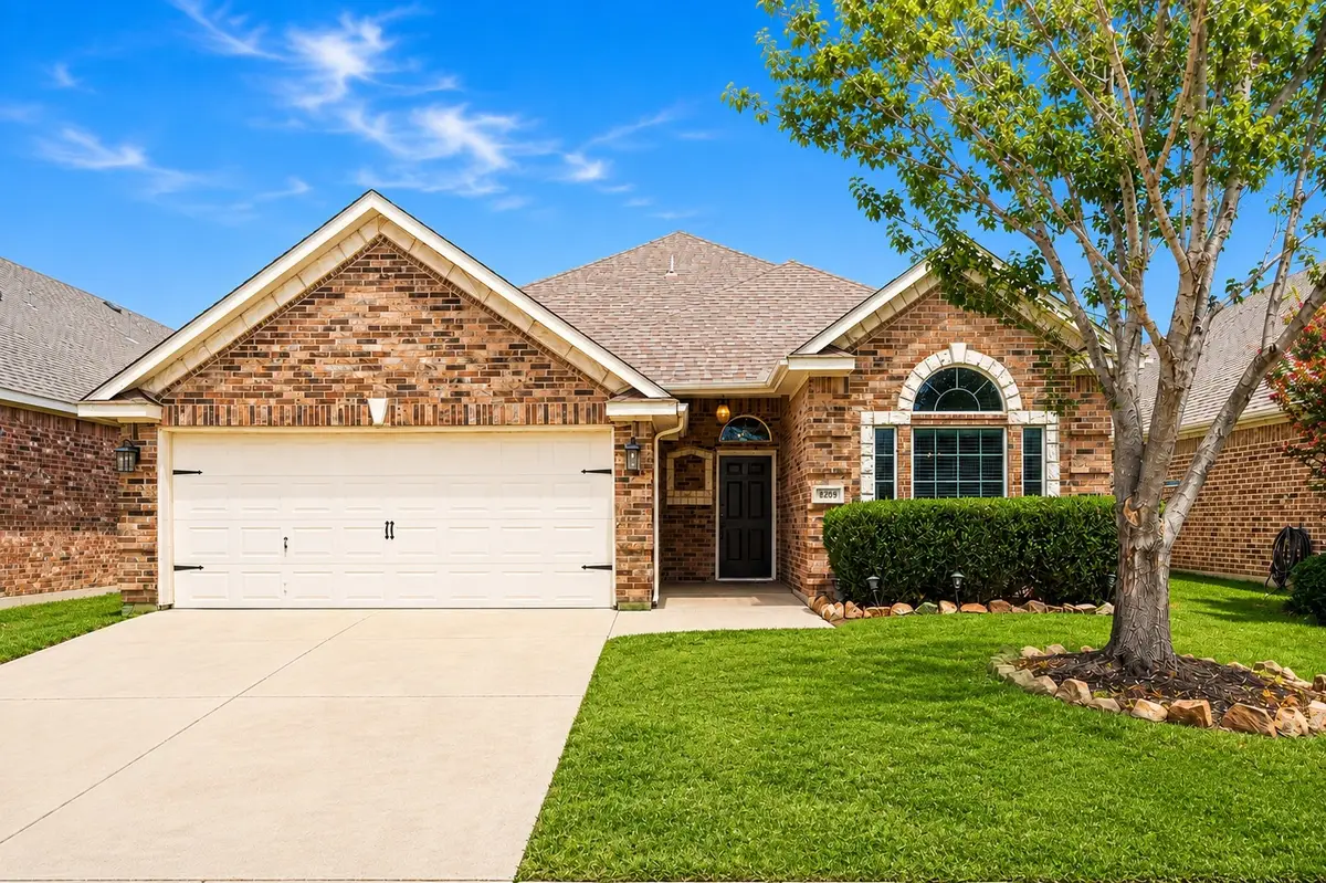 8209 Trinity Vista Trail, Hurst, TX 76053 - #1
