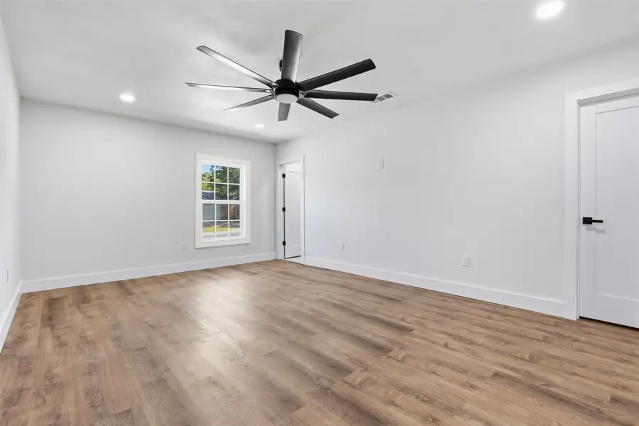 318 NE Michael Drive, Burleson, TX 76028 - #3
