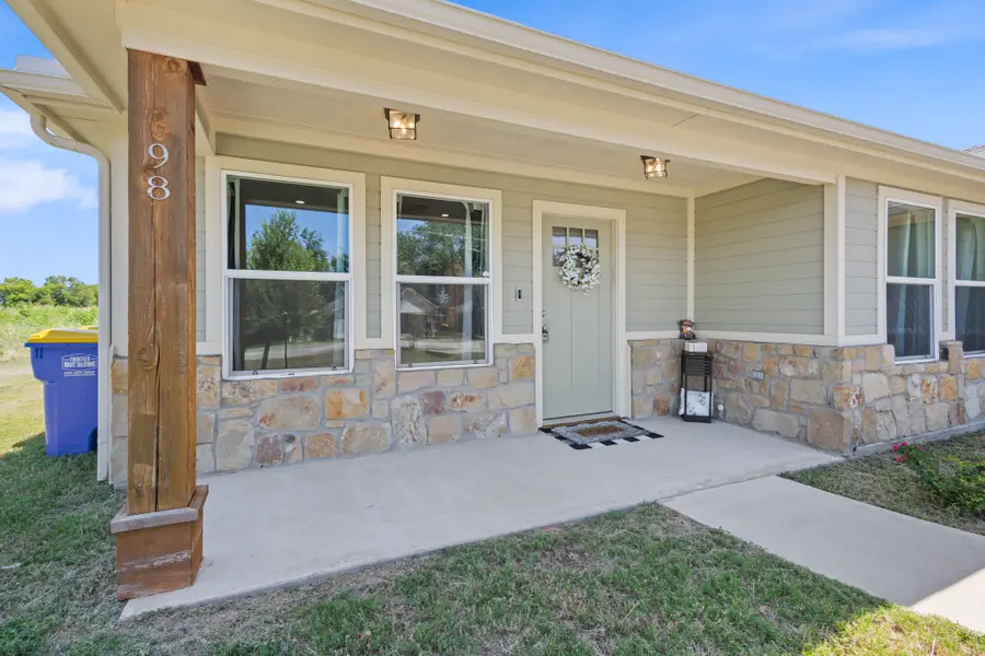 98 S Hickory Street, Venus, TX 76084 - #2