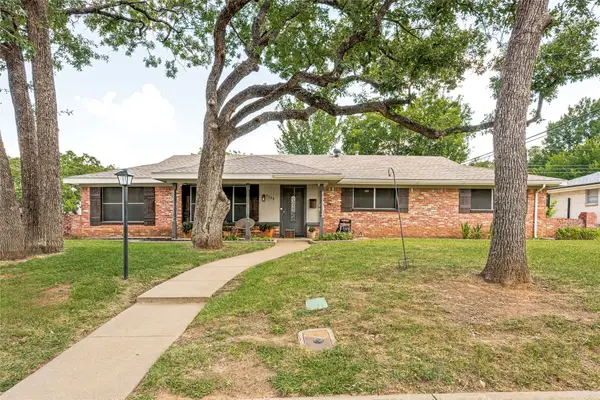 5024 Fall River Drive, Fort Worth, TX 76103
