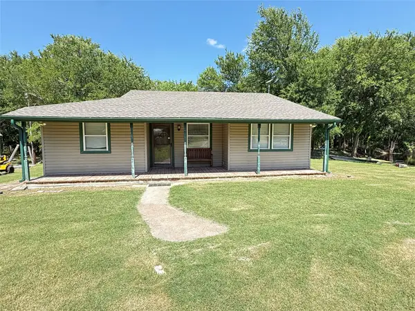 288 County Road 4430, Whitewright, TX 75491