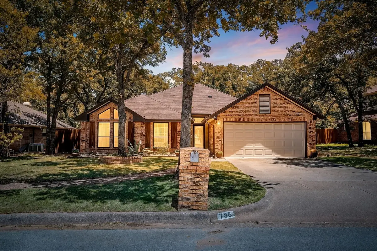 736 High Crest Drive, Azle, TX 76020 - #1