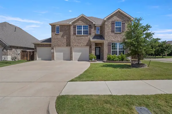 3207 Woodford Drive, Mansfield, TX 76084