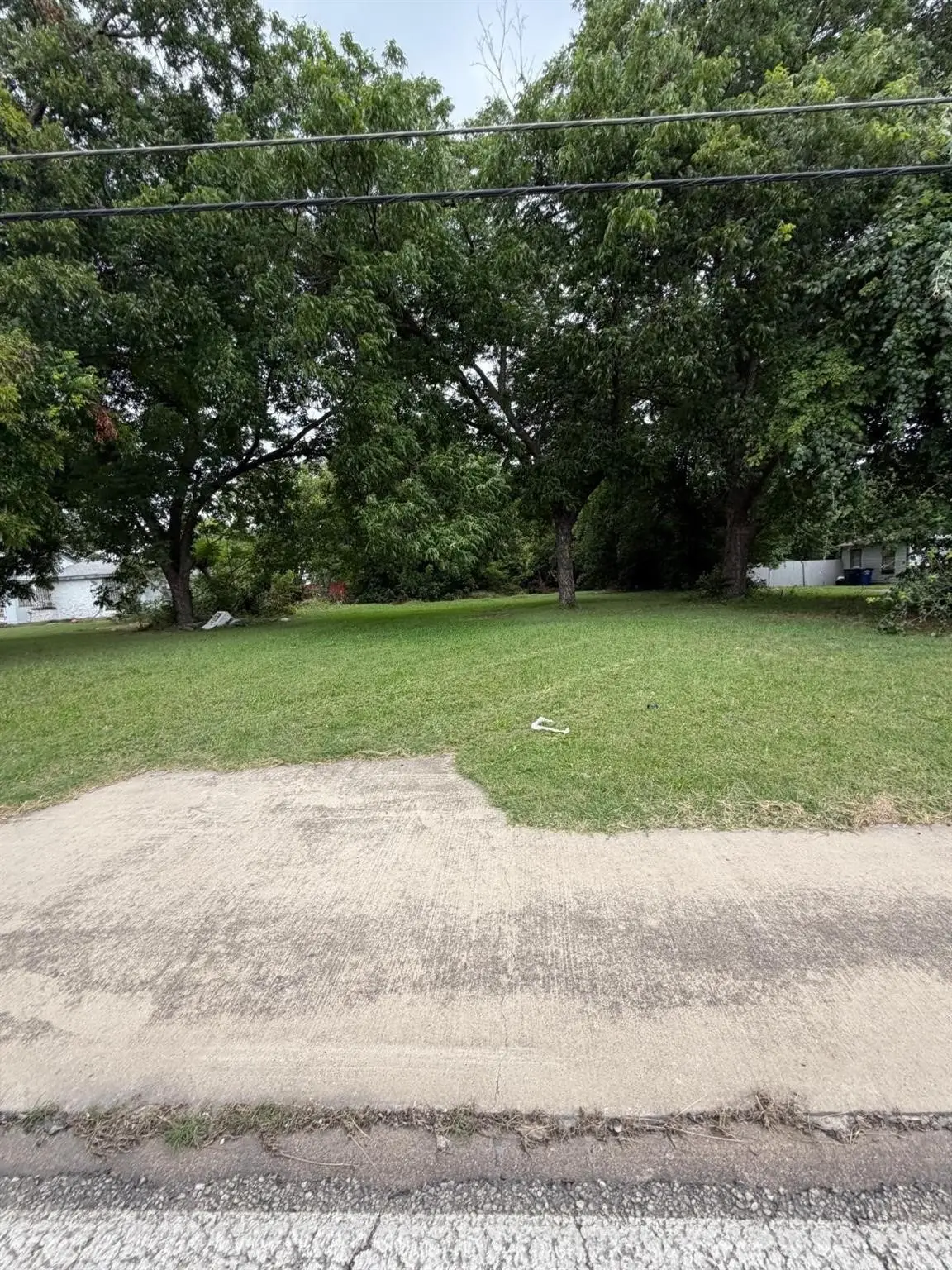 2523 E Ledbetter Drive, Dallas, TX 75216 - #1