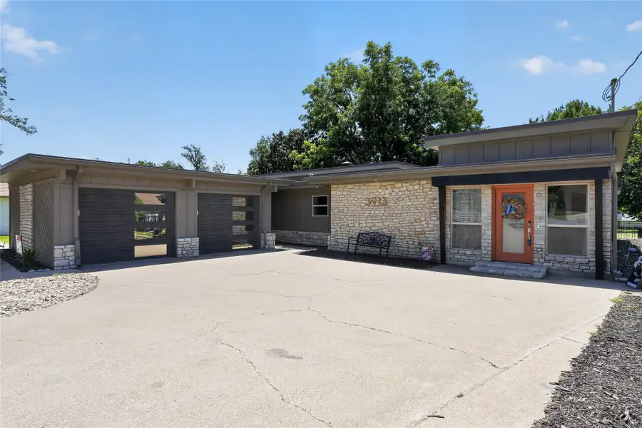 3913 Fairway Drive, Decordova, TX 76049 - #2