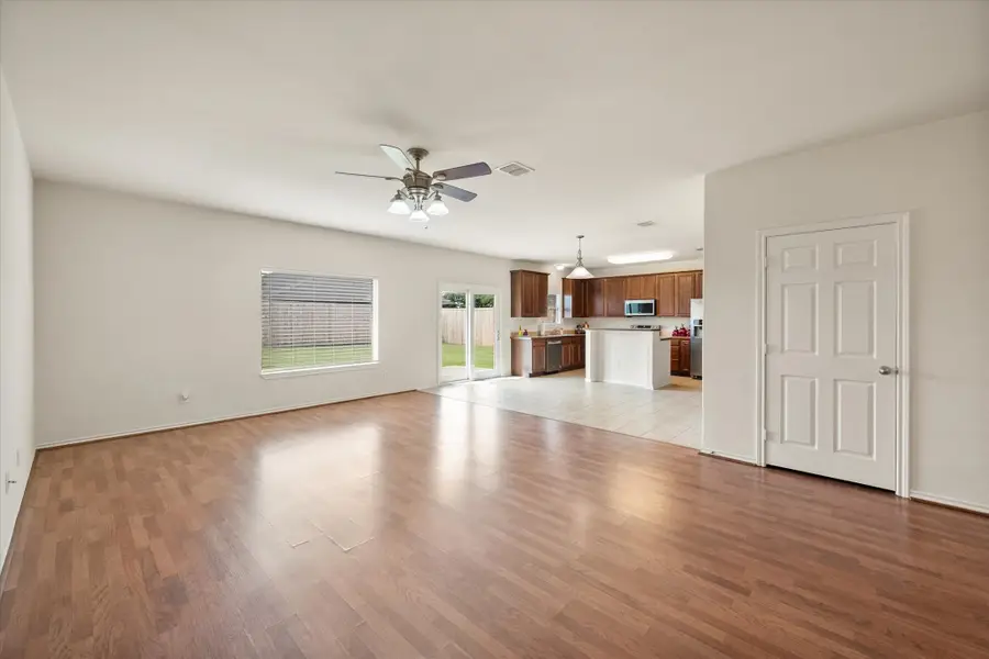 921 Winged Foot, Corsicana, TX 75110 - #2