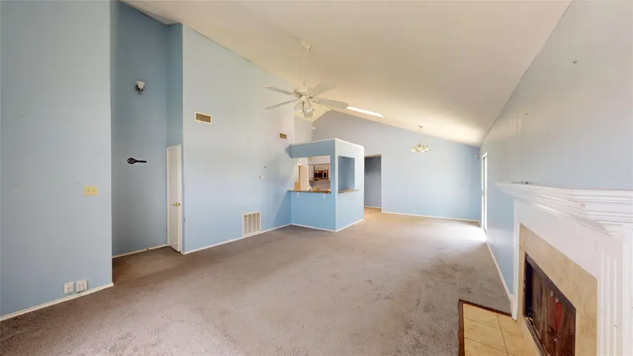 817 Cornfield Drive, Arlington, TX 76017 - #3