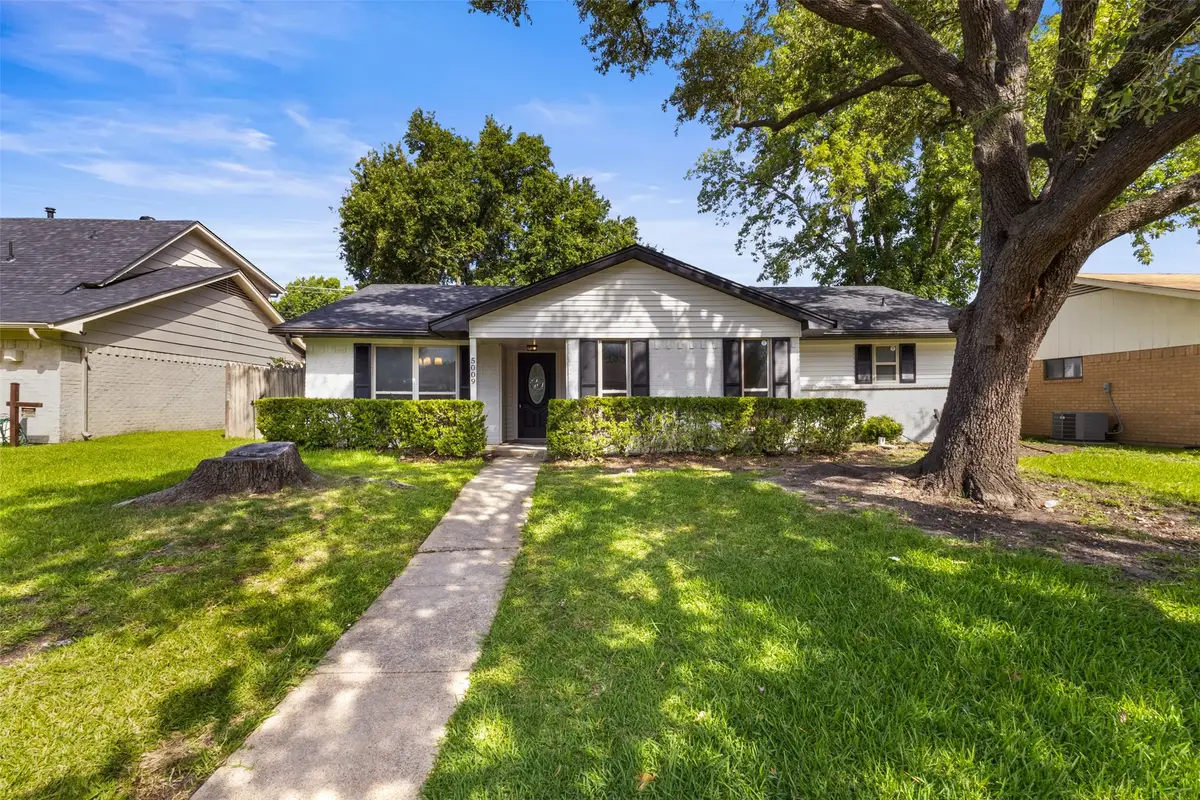 5009 Presidio, Garland, TX 75043 - #1