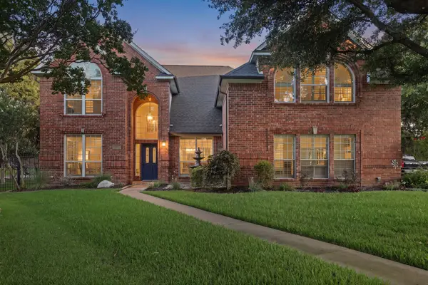 2321 Megan Way, Arlington, TX 76016