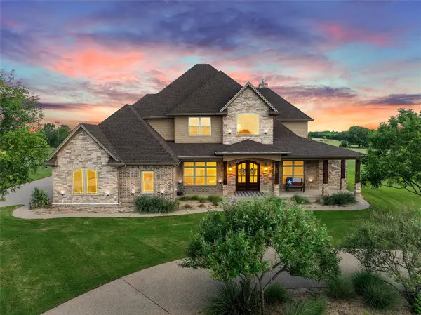 161 Rancho Lorena Drive, Lorena, TX 76655