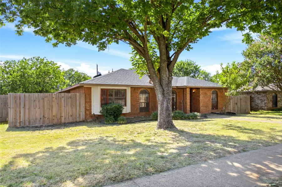 2431 Eastern Oaks Drive, Dallas, TX 75227 - #3