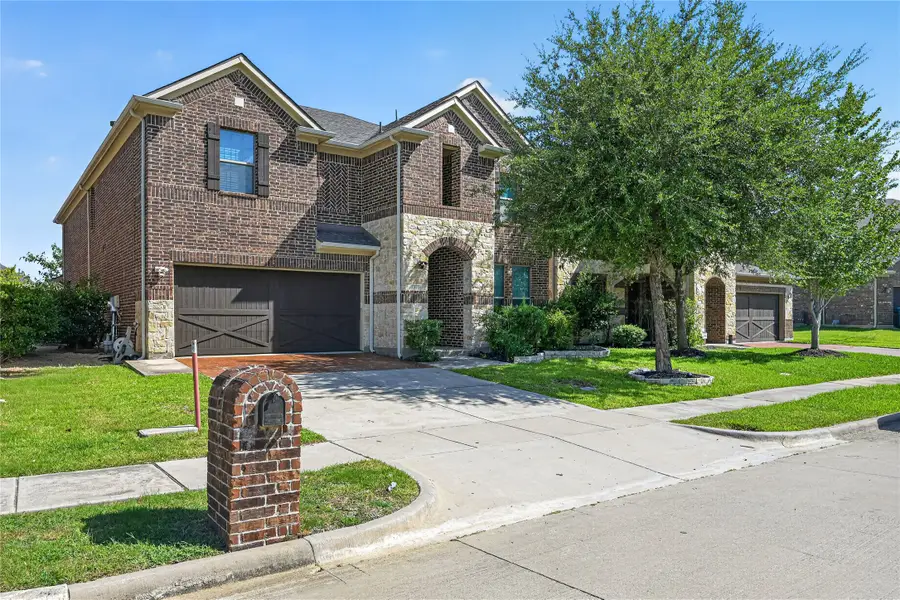 1049 Chickasaw Drive, Carrollton, TX 75010 - #3