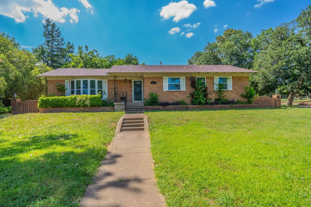 2233 Westfield Street, Grand Prairie, TX 75050 - #1