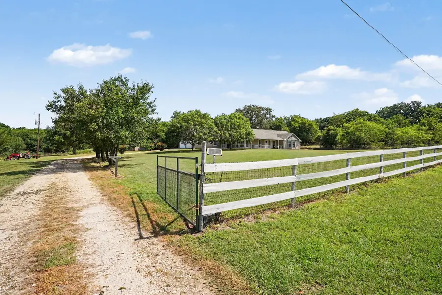 4225 Fm 2415, Coyote Flats, TX 76009 - #2